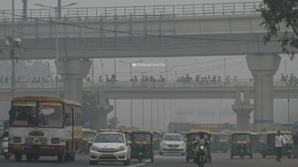 Darurat Kesehatan! Rekor Buruk AQI 500 di New Delhi Paksa Warga Mengurung Diri dari Udara Beracun